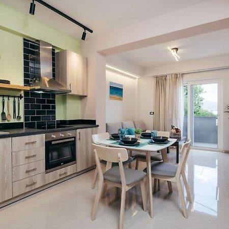 Corner45 Apartments In Kalamaki Center, By Zantewize Ngoại thất bức ảnh