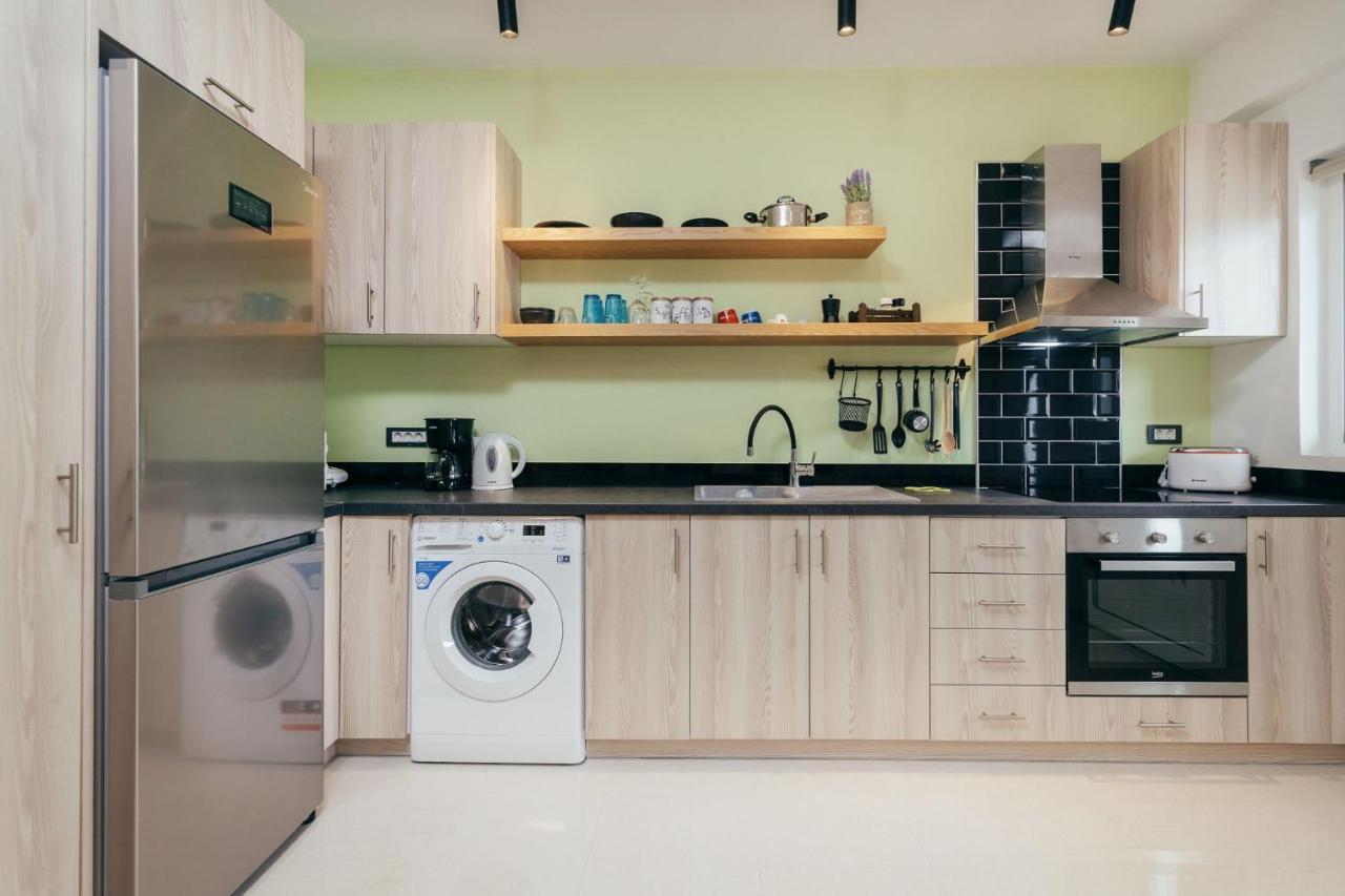 Corner45 Apartments In Kalamaki Center, By Zantewize Ngoại thất bức ảnh